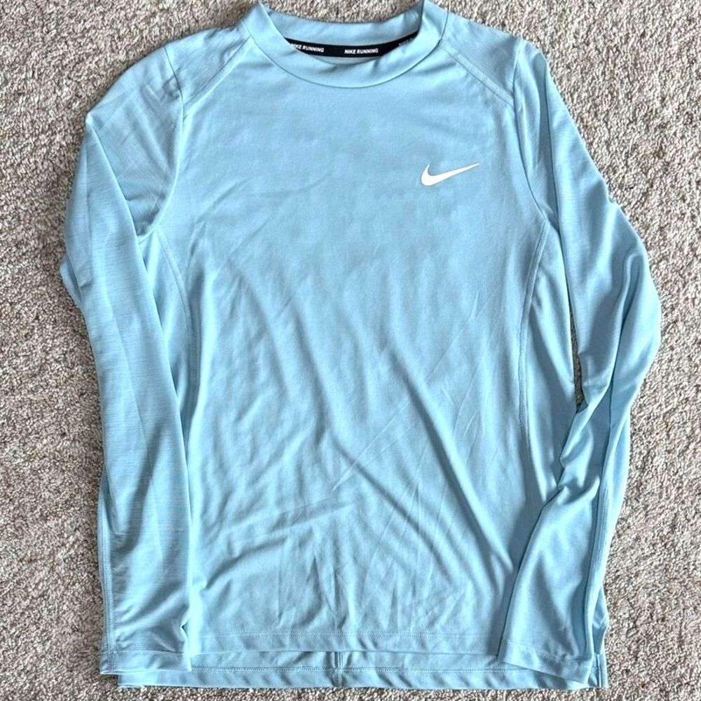 Nike Dri-FIT Shirt Womens Small Sky Blue Long Sleeve Running Performance Top